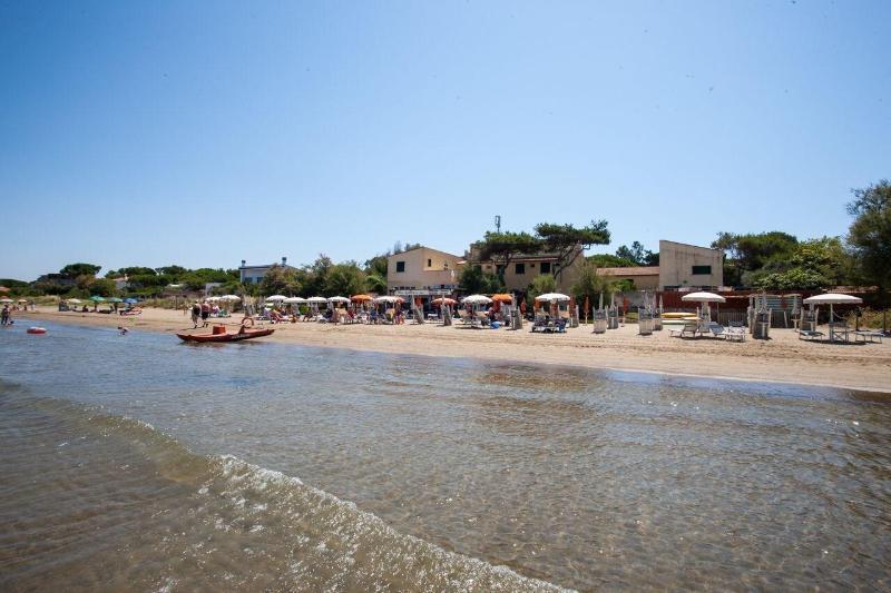 Hotel Villa Ambra Orbetello Exterior photo